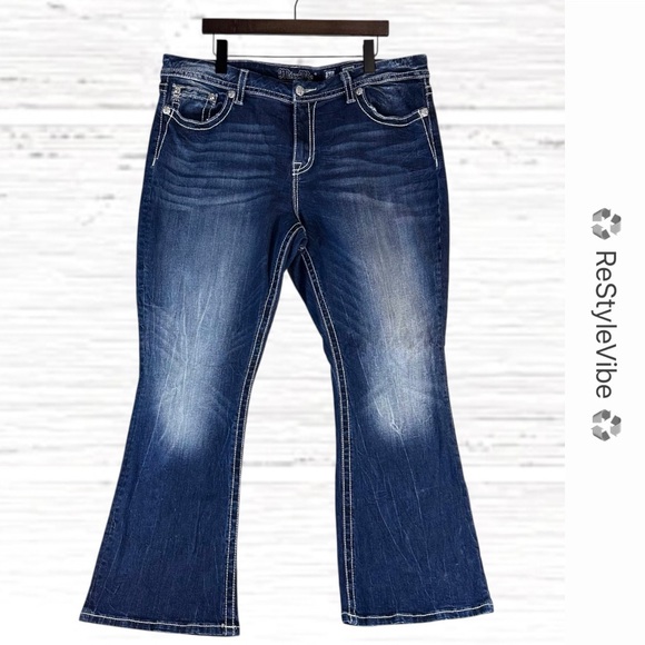 MISS ME Women’s Size 36 Denim Jeans Easy Boot Fit Stretch Embellished Wings - Picture 1 of 16
